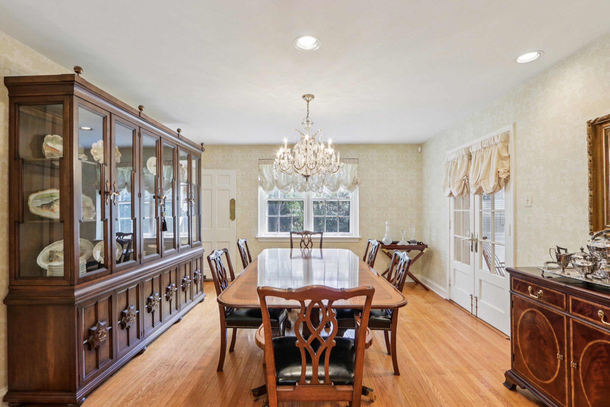 Leopard Rd-S0804-015.jpg