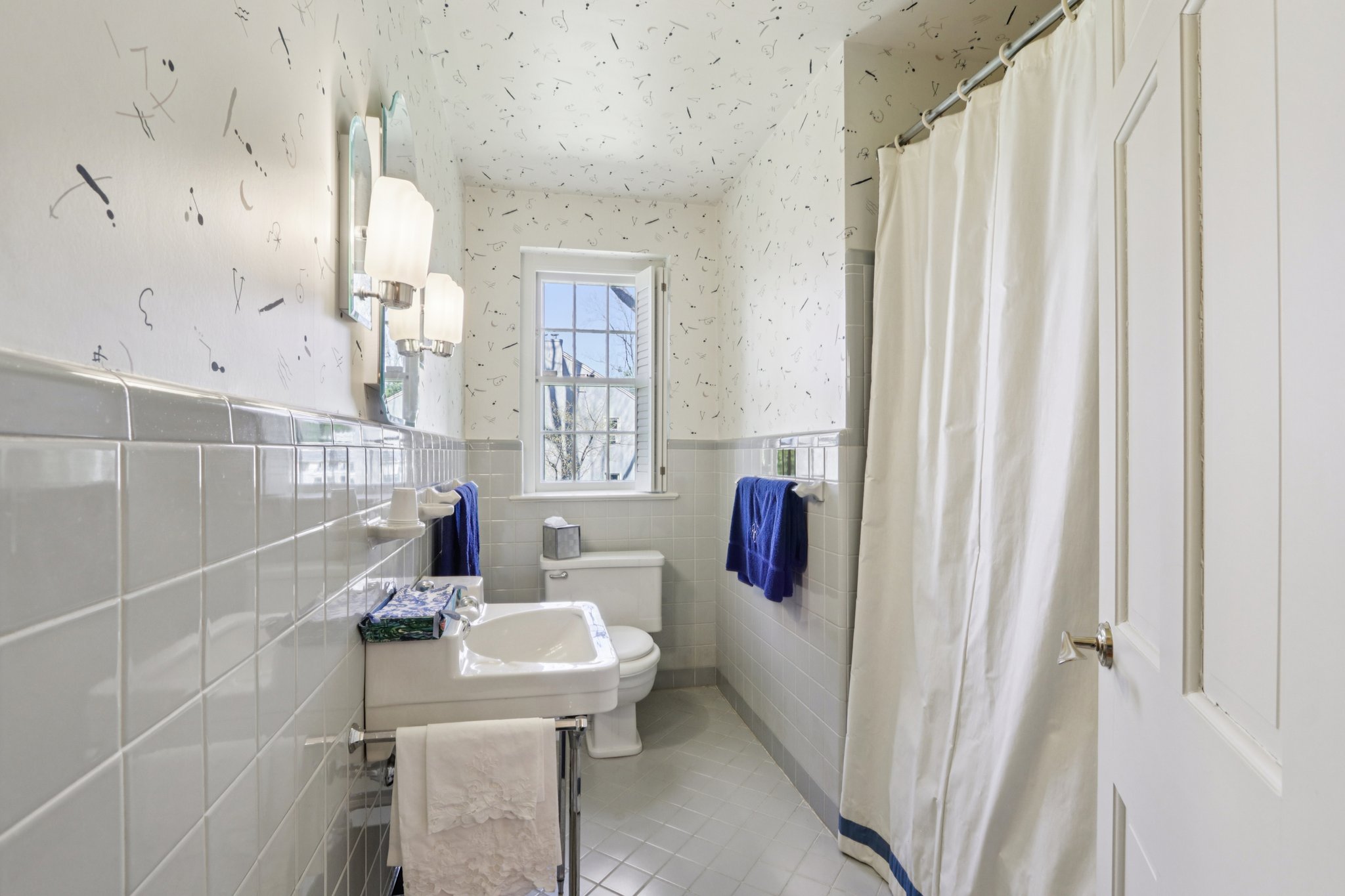 Leopard Rd-S0804-039.jpg