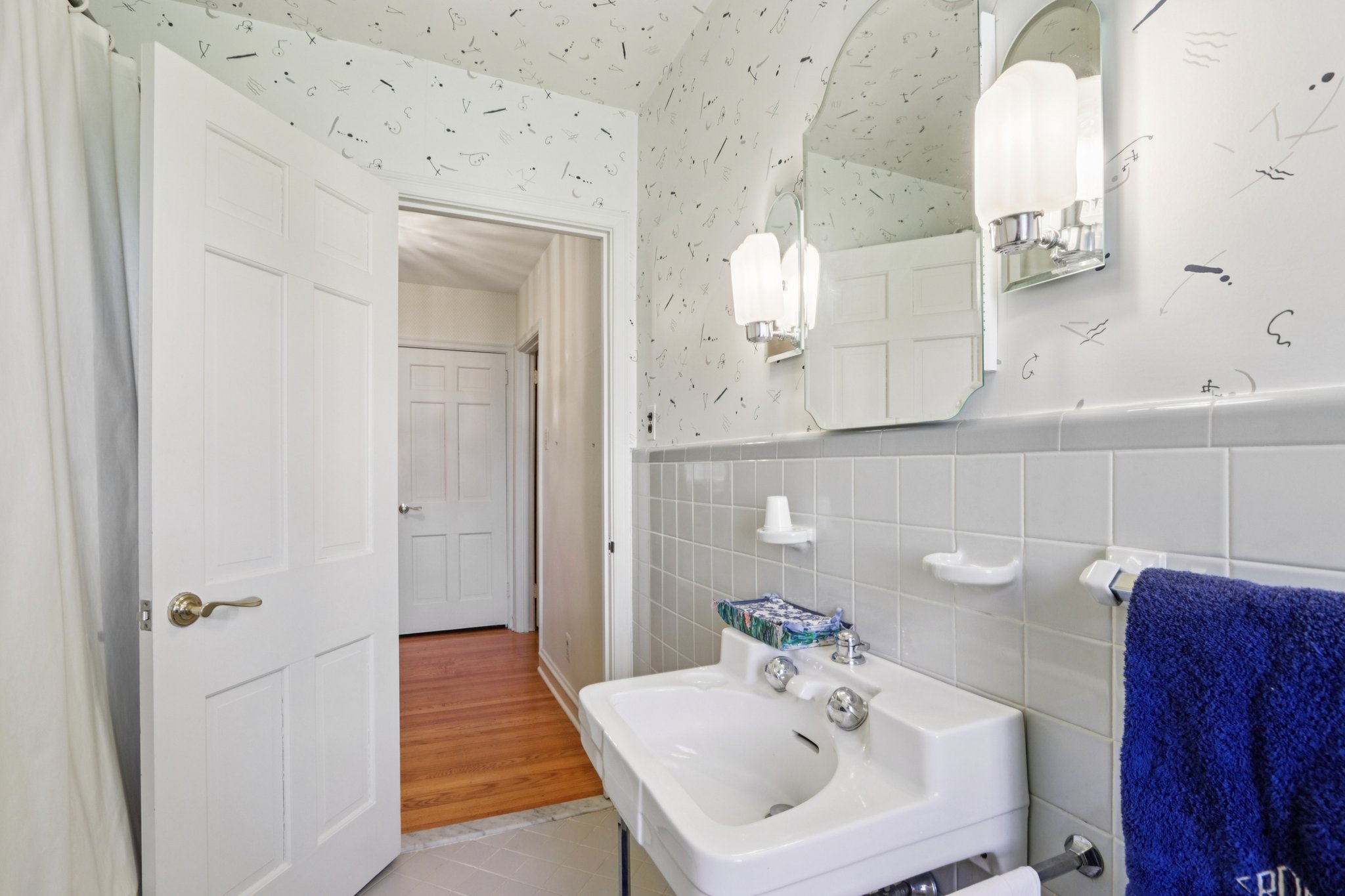 Leopard Rd-S0804-040.jpg