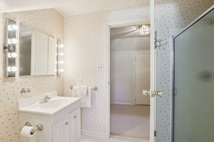 Leopard Rd-S0804-029.jpg