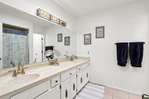 N Smoketree Cir-2106-039.jpg