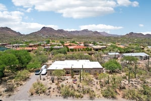 N Smoketree Cir-2106-080.jpg