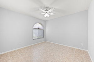 925 New Waterford Dr, Naples, FL 34104, USA Photo 24