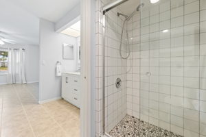 925 New Waterford Dr, Naples, FL 34104, USA Photo 22