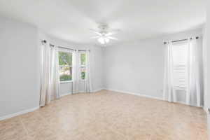 925 New Waterford Dr, Naples, FL 34104, USA Photo 15