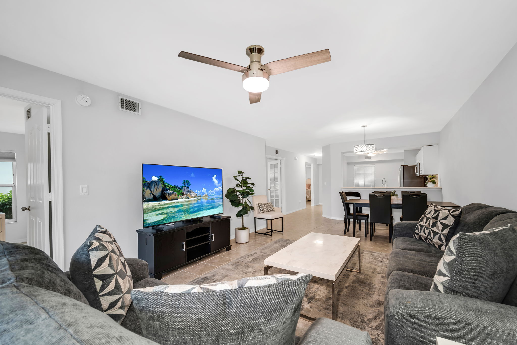 Living Overview 2