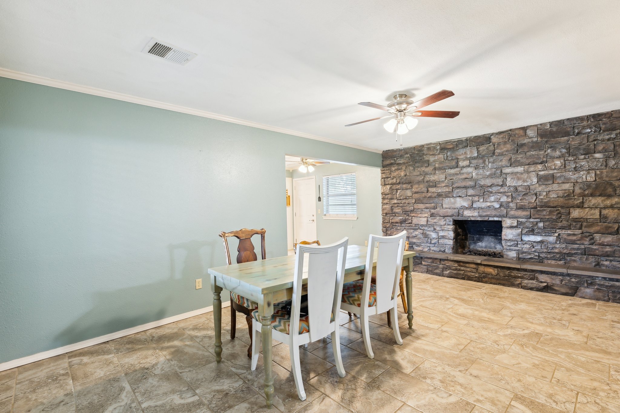 925 SW 94th St_015.jpg