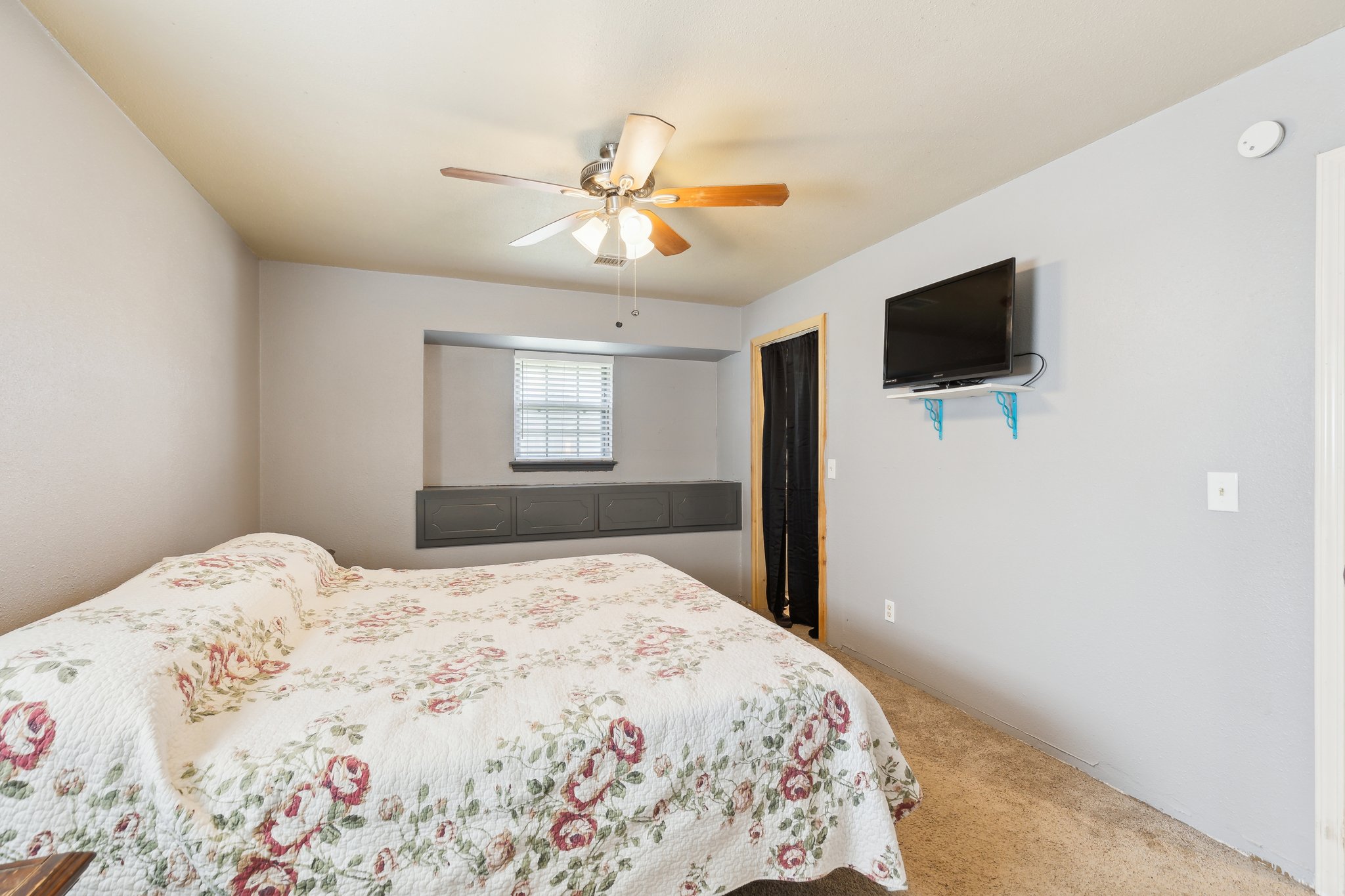 925 SW 94th St_019.jpg