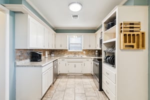 925 SW 94th St_012.jpg