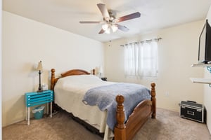 925 SW 94th St_024.jpg