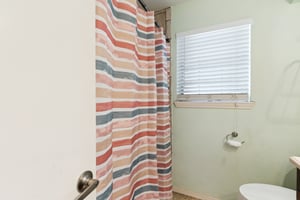 925 SW 94th St_027.jpg