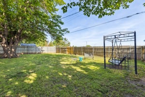 925 SW 94th St_037.jpg