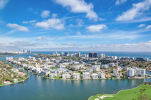 W Bay Harbor Dr 5D-025