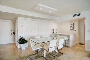 W Bay Harbor Dr 5D-006