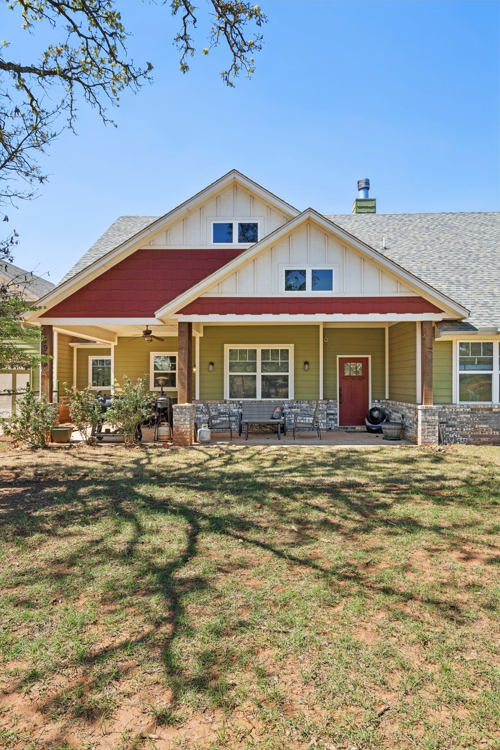 9251 S Coltrane Rd_002.jpg