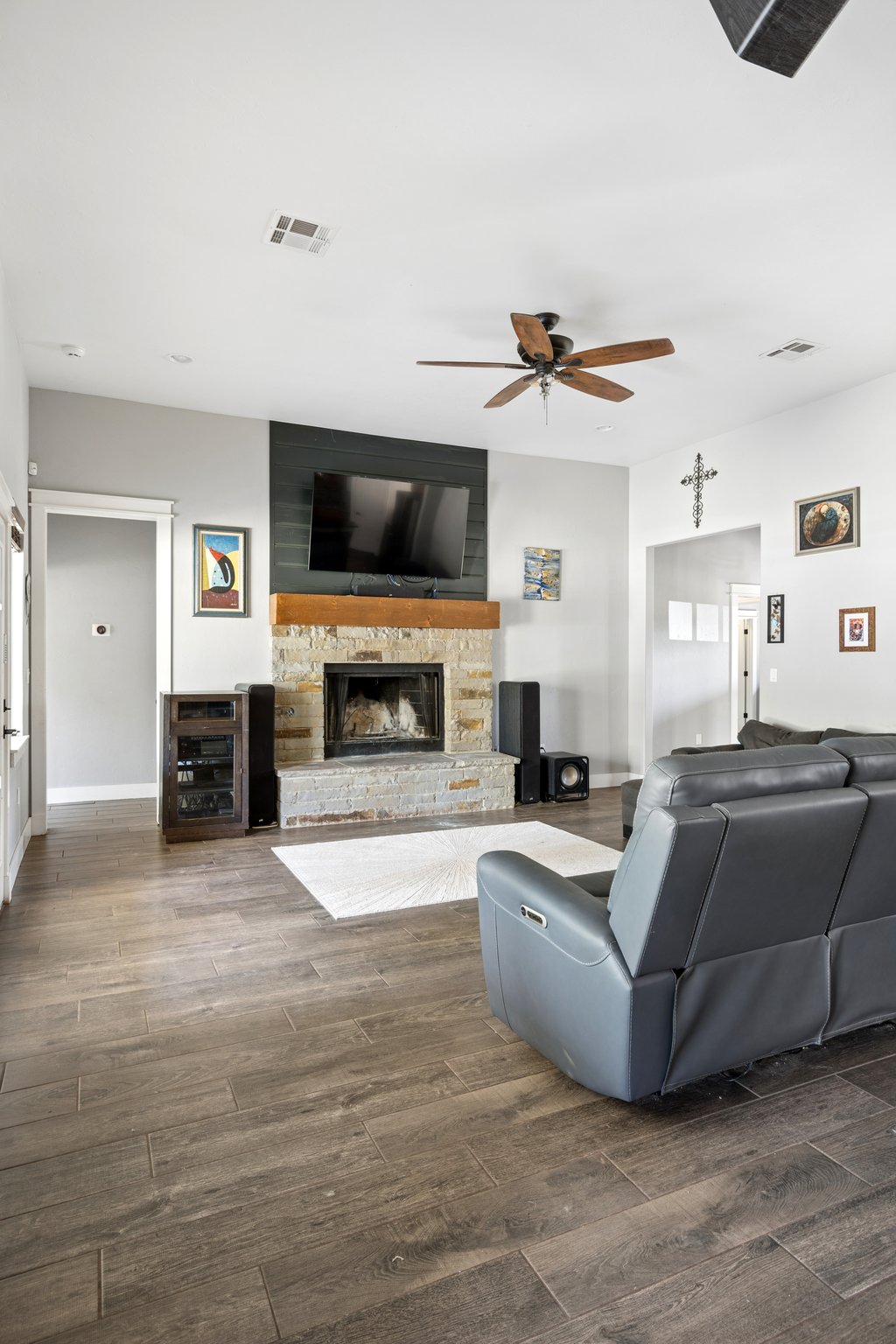 9251 S Coltrane Rd_006.jpg