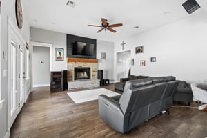 9251 S Coltrane Rd_009.jpg