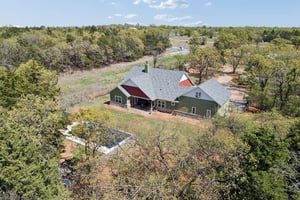 9251 S Coltrane Rd_015 (2).jpg