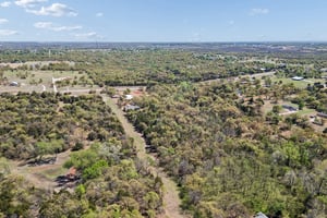 9251 S Coltrane Rd_019 (2).jpg