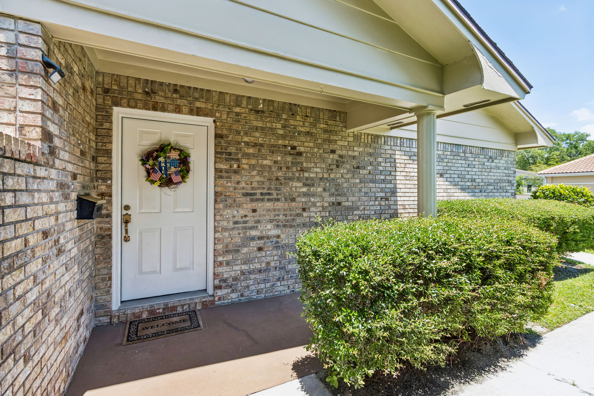 Front Entry Detail