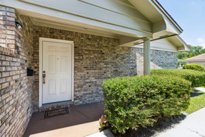 Front Entry Detail