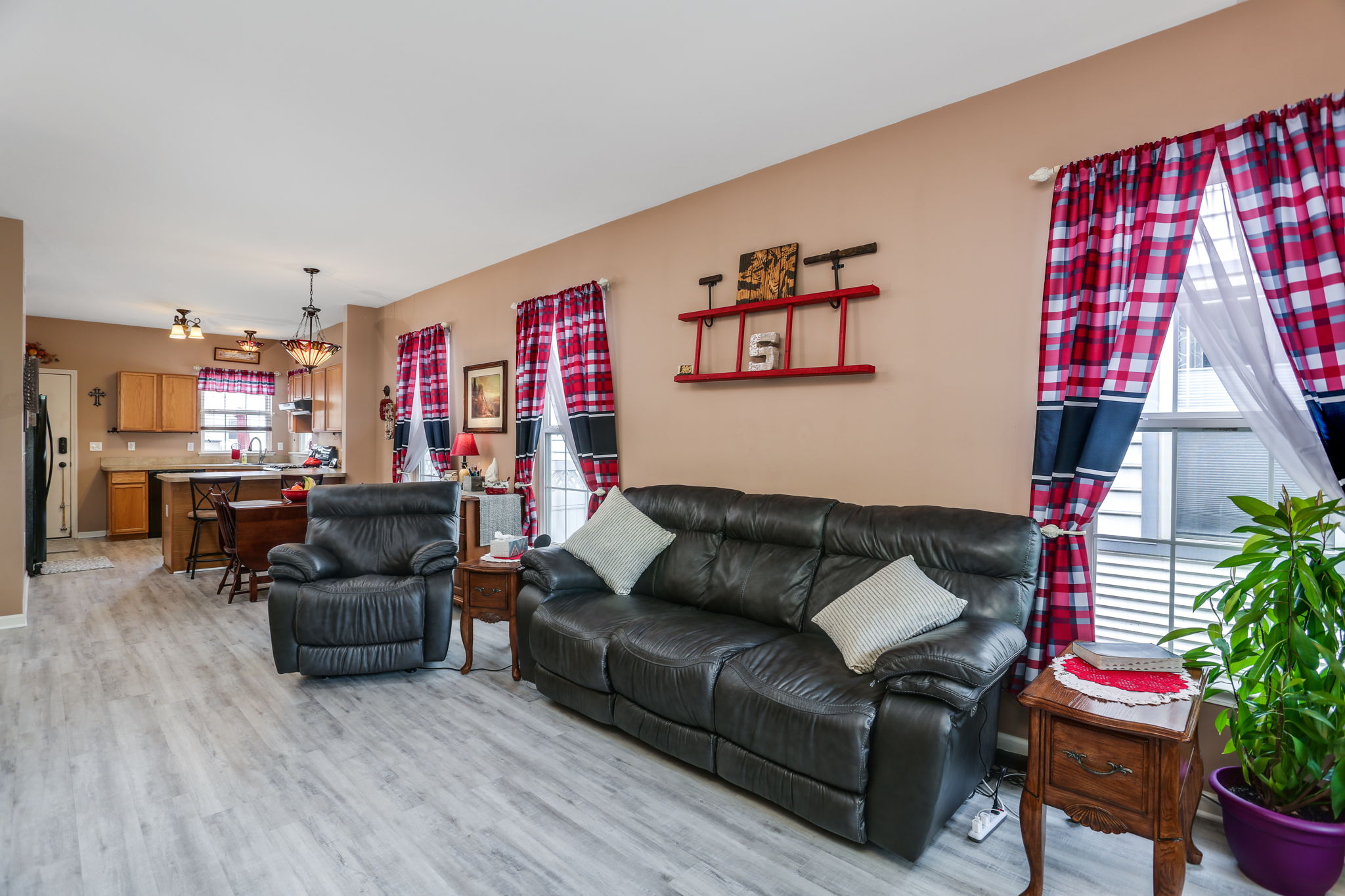 926 Fontaine Street, Monroe, MI 48162 Stylish Detroit