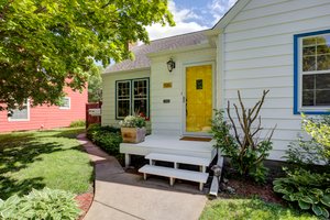  926 Orange Street, Saint Paul, MN 55106, US Photo 2