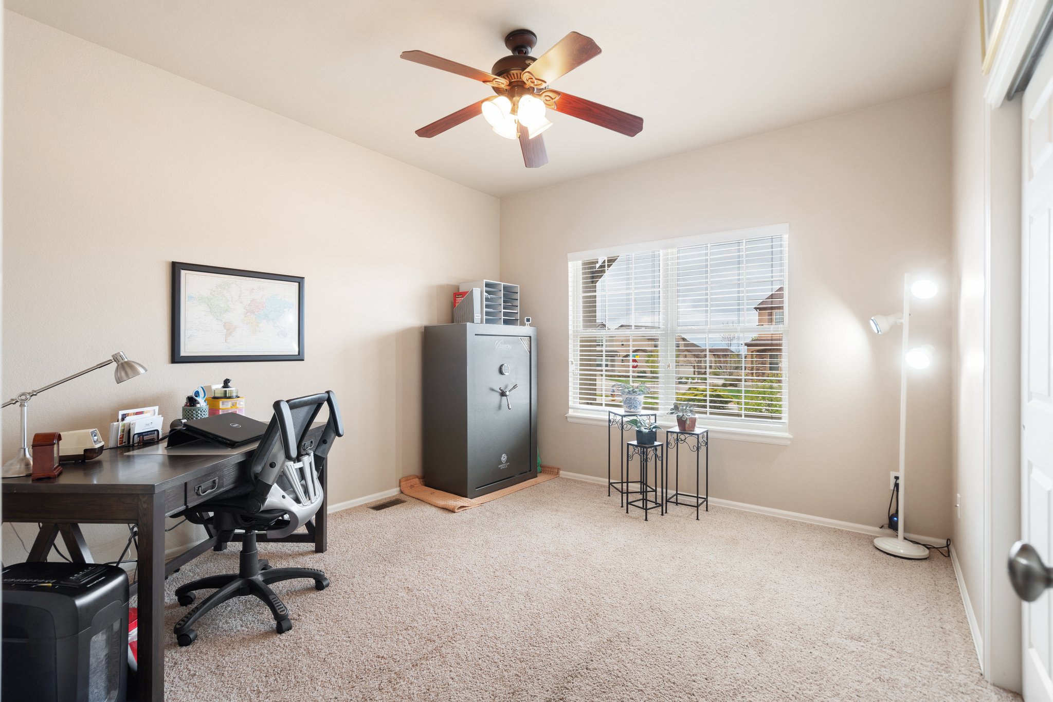 Bedroom/Office