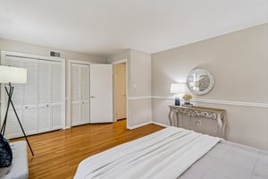 Bailey Ln-S2002-042.jpg