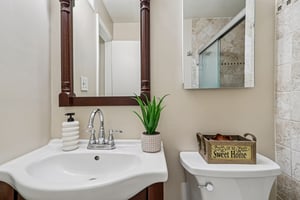 Bailey Ln-S2002-046.jpg