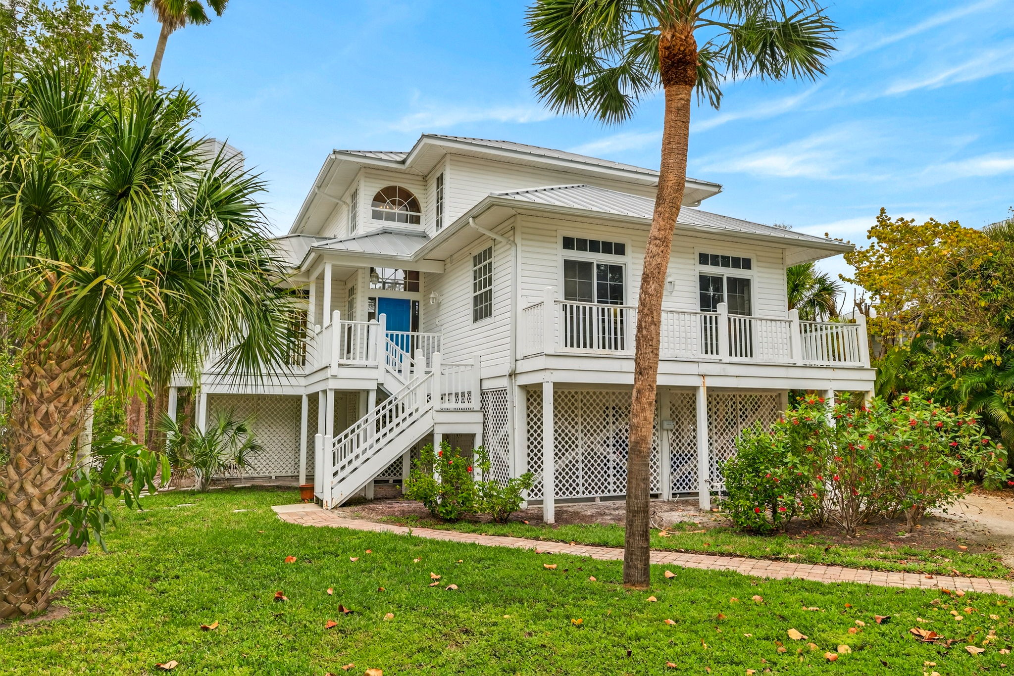 Front Exterior 2 of 4