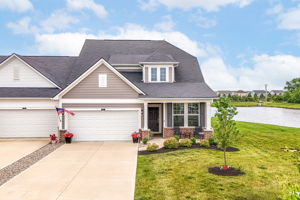 Great lot with beautiful views behind