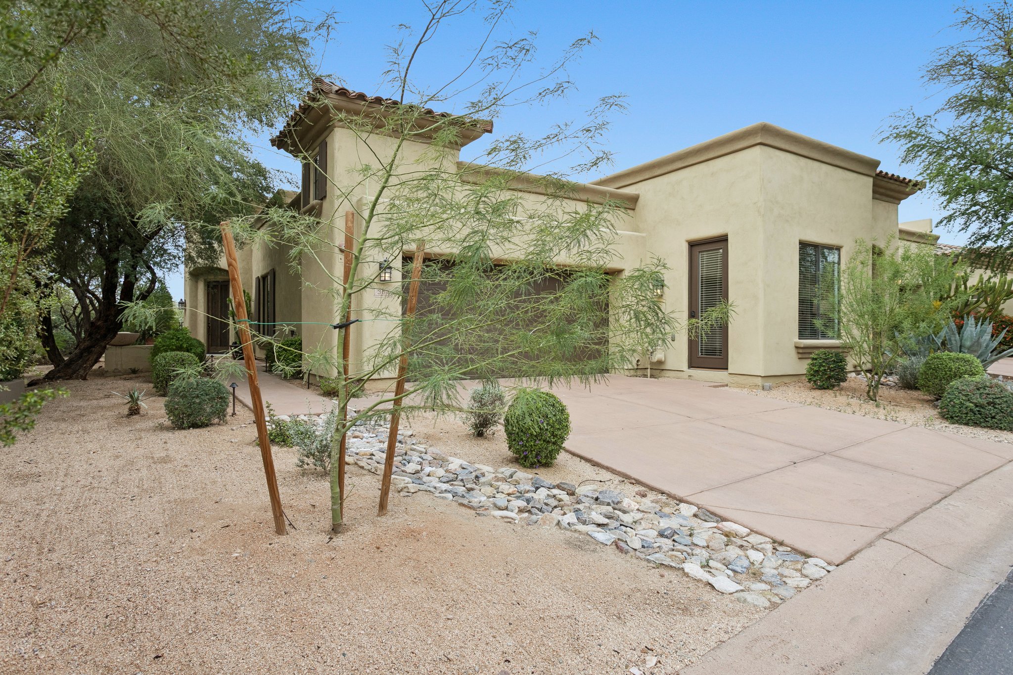 9270 E Thompson Peak Pkwy 364-041.jpg