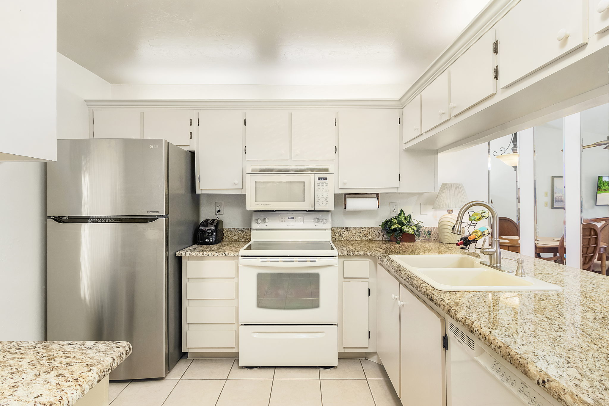 9270 Lake Park Dr, Fort Myers, FL 33919, USA Photo 7
