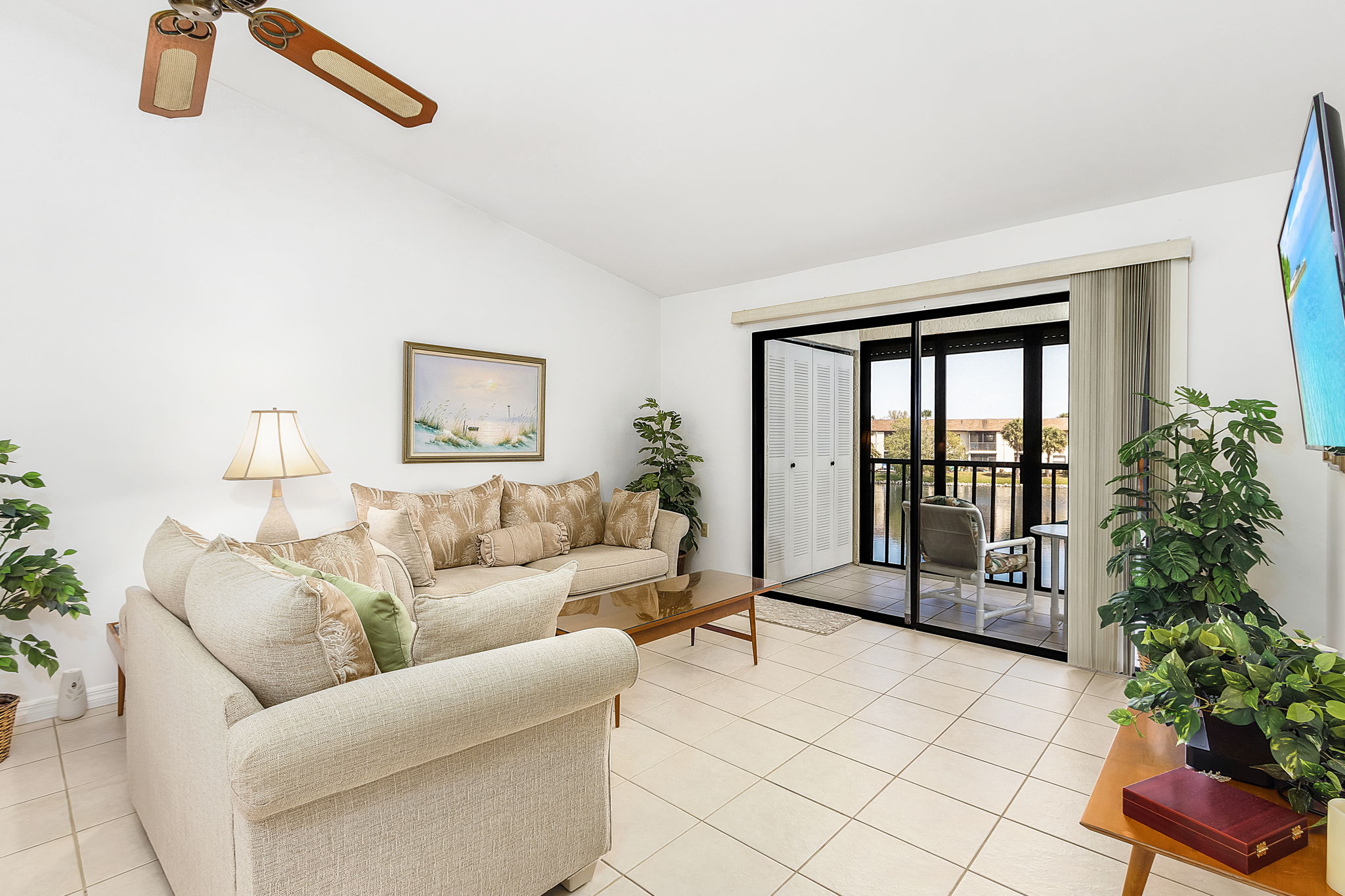 9270 Lake Park Dr, Fort Myers, FL 33919, USA Photo 12