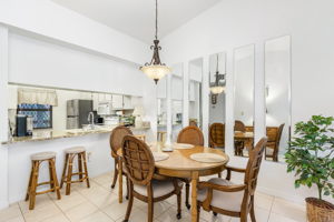 9270 Lake Park Dr, Fort Myers, FL 33919, USA Photo 10