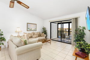 9270 Lake Park Dr, Fort Myers, FL 33919, USA Photo 11
