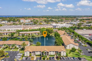 9270 Lake Park Dr, Fort Myers, FL 33919, USA Photo 21