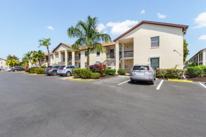 9270 Lake Park Dr, Fort Myers, FL 33919, USA Photo 0