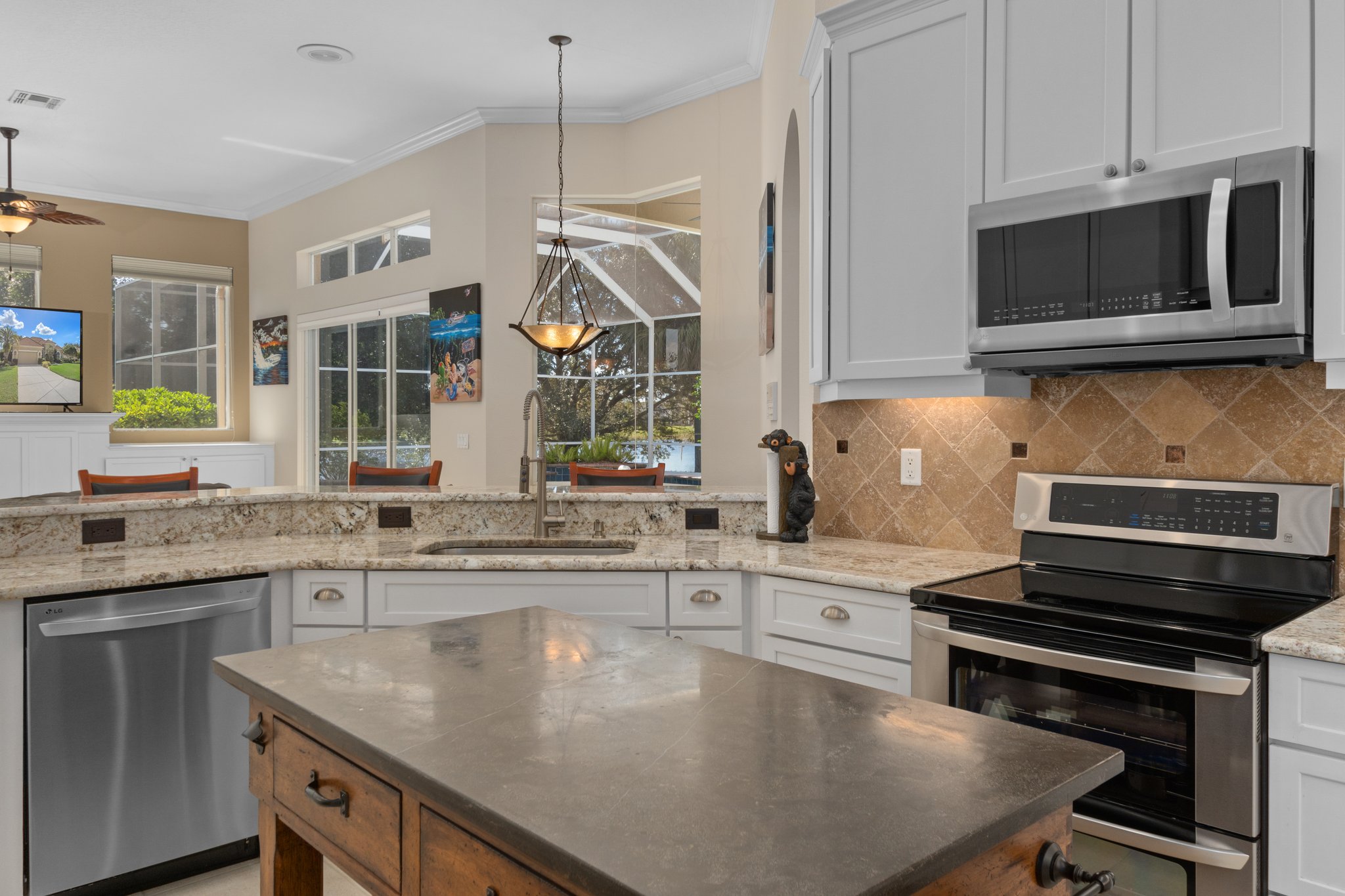 9276 Lake Cypress Loop, Spring Hill, FL 34613, USA Photo 23