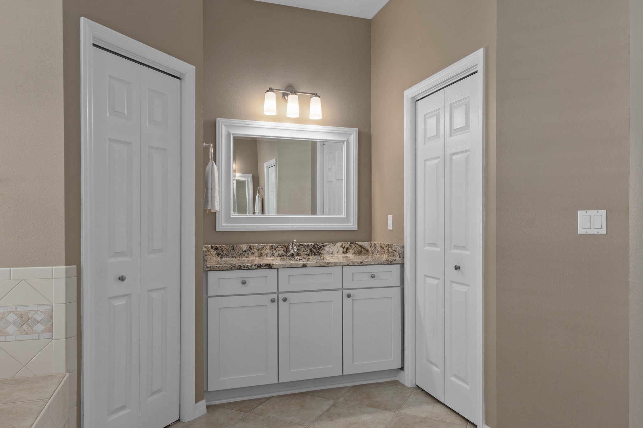 9276 Lake Cypress Loop, Spring Hill, FL 34613, USA Photo 31