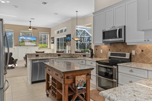 9276 Lake Cypress Loop, Spring Hill, FL 34613, USA Photo 21