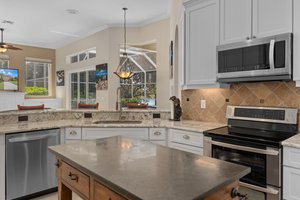 9276 Lake Cypress Loop, Spring Hill, FL 34613, USA Photo 22