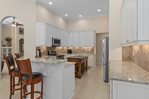 9276 Lake Cypress Loop, Spring Hill, FL 34613, USA Photo 18