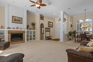 9276 Lake Cypress Loop, Spring Hill, FL 34613, USA Photo 10
