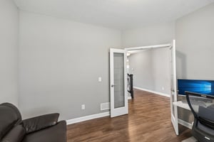 67th St-S1006-032.jpg