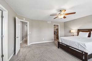 67th St-S1006-050.jpg