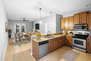 9277 Shepton St, Orlando, FL 32825 (8) virtually staged.jpeg