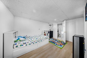  Photo 34