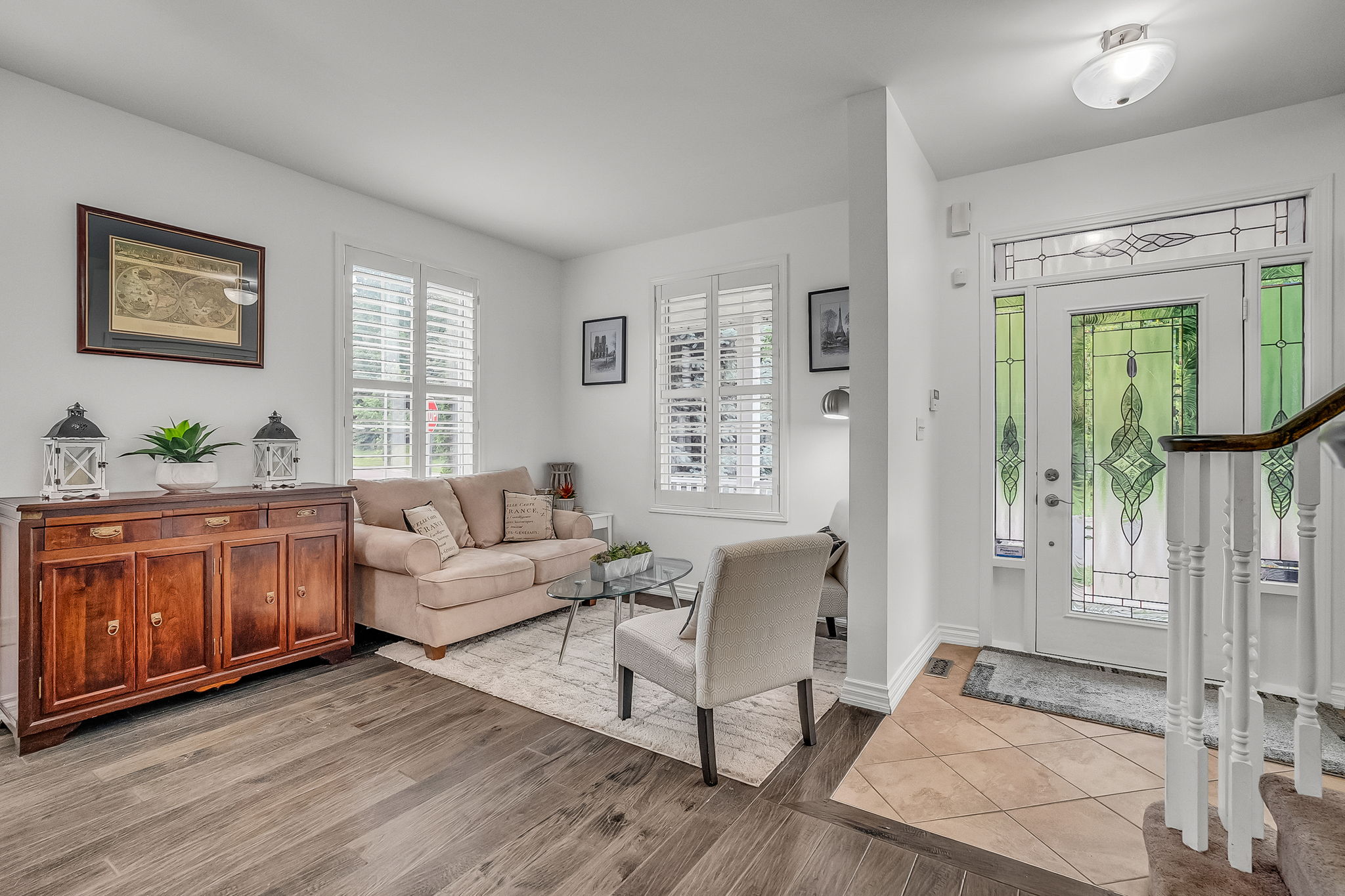 8-living room1